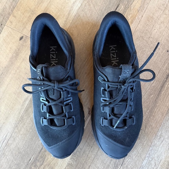 Kizik Wasatch Sneakers | Blackout - Picture 3 of 10